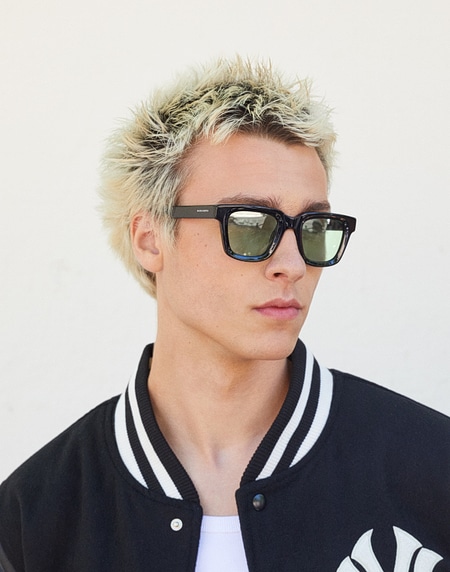 Sunglasses Hawkers ONE UPTOWN - BLACK APPLE