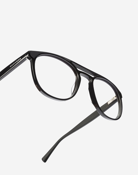 Blue Light Hawkers Black Jerkum