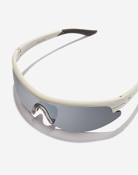 Nos Lunettes de Soleil Hawkers ACTIVE - POLARIZED WHITE CHROME
