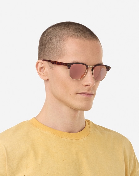 Sunglasses Hawkers CLASSIC BOLD - POLARIZED CAREY PINK
