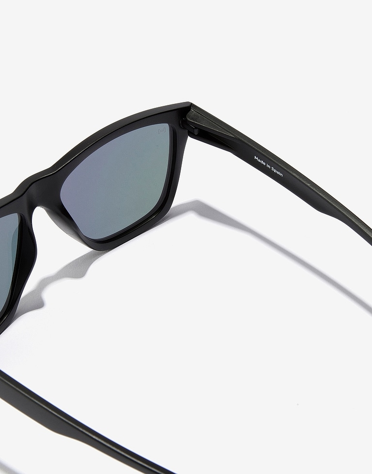 Sunglasses Hawkers ONE LS RAW - BLACK JOKER