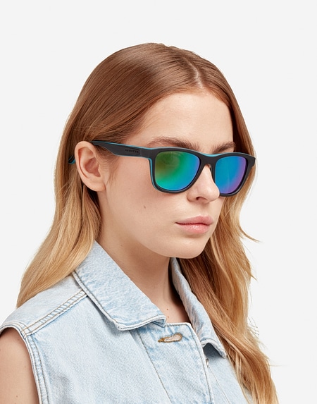 Lentes de sol Hawkers ONE SPORT - POLARIZED BLACK EMERALD
