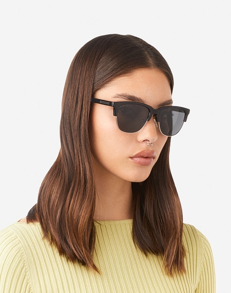 Sunglasses Hawkers NEW CLASSIC - POLARIZED DARK