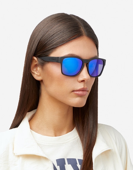 Sunglasses Hawkers CORE RAW - POLARIZED SKY