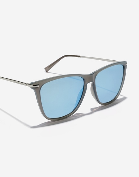 Sunglasses Hawkers ONE CROSSWALK - GREY BLUE CHROME