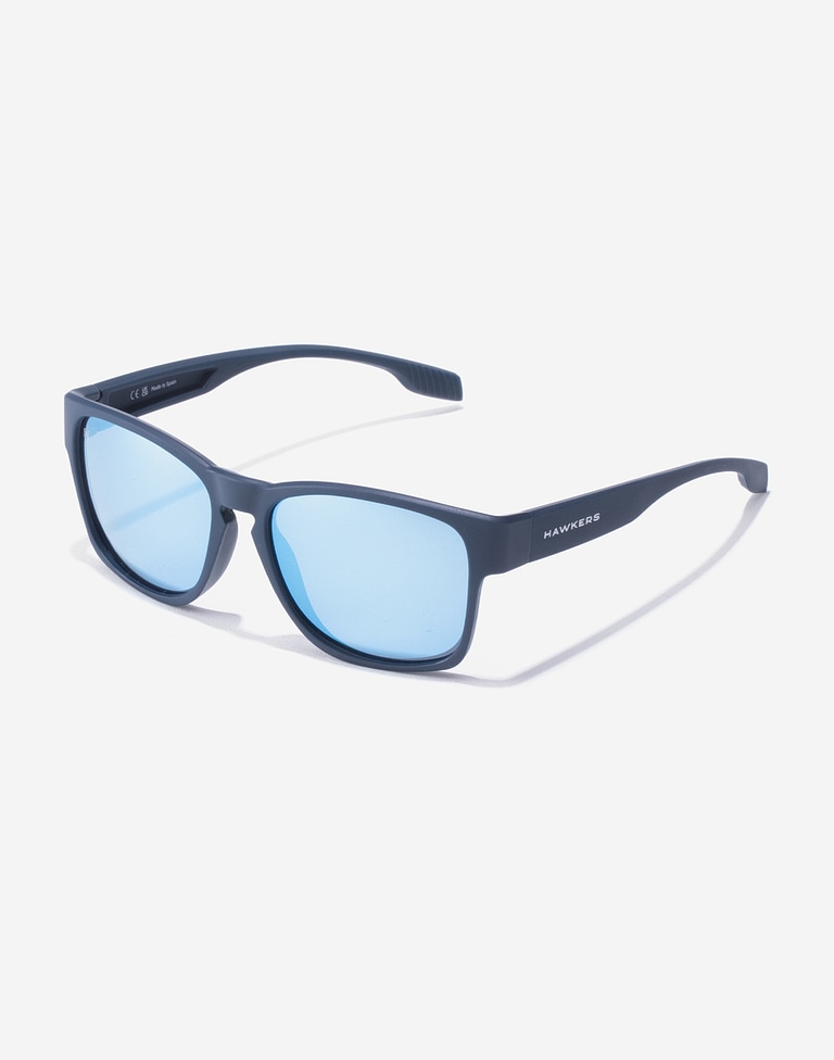 Nos Lunettes de Soleil Hawkers CORE RAW - POLARIZED NAVY BLUE CHROME