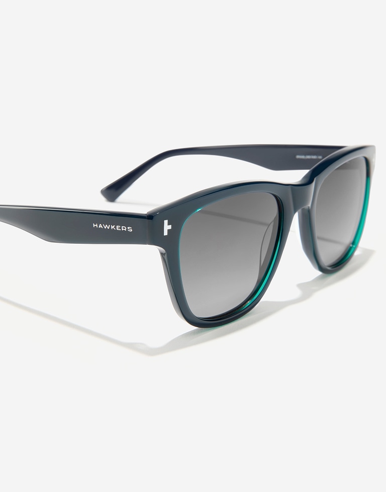 Nos Lunettes de Soleil Hawkers ONE PAIR - DARK BLUE SMOKY BLACK