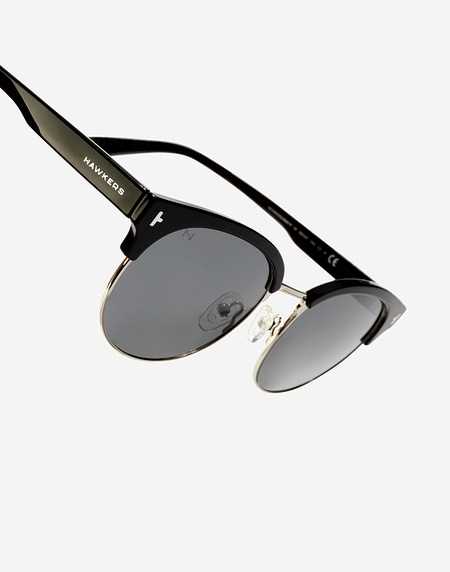 Sunglasses Hawkers NEW CLASSIC ROUNDED - POLARIZED BLACK