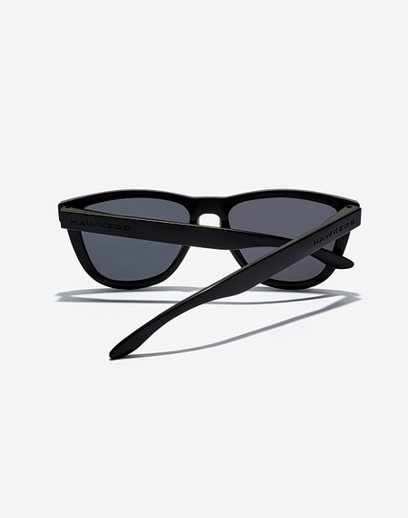 Oculos de sol Hawkers ONE RAW - BLACK DARK