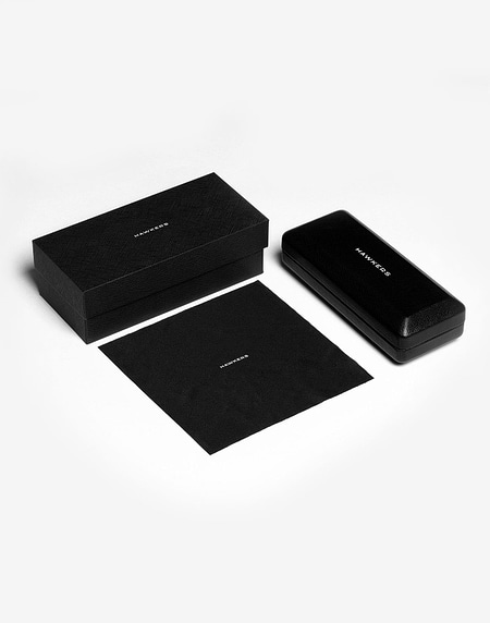 Sunglasses Hawkers BLACK FROZEN GREY - CHROME MOTION S STRONG