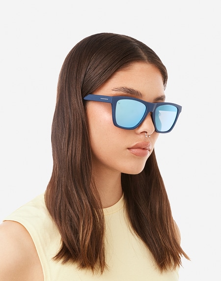 Sunglasses Hawkers ONE LS RAW - NAVY BLUE CHROME