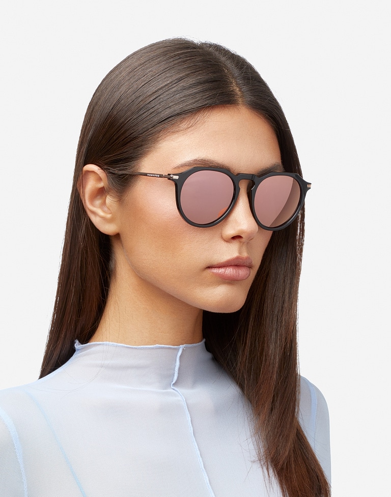 Sunglasses Hawkers WARWICK CROSSWALK - POLARIZED BLACK ROSE GOLD