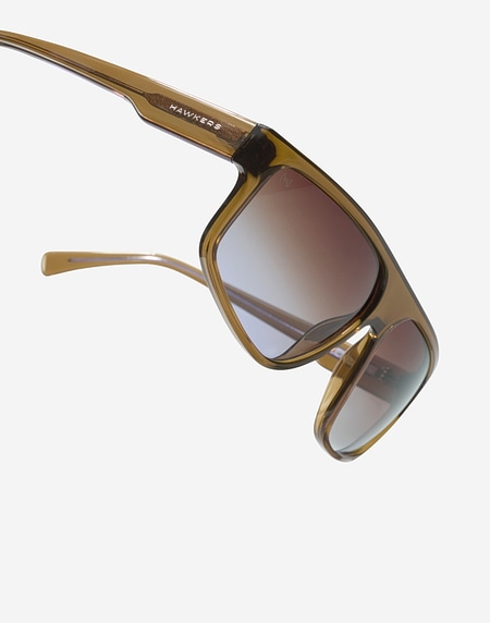 Sunglasses Hawkers ASTRO - OLIVE BROWN TO LILAC ECO