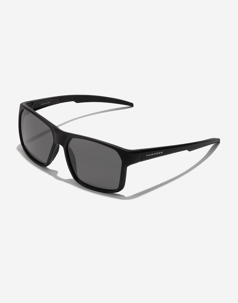 Gafas de sol Hawkers TRACK - POLARIZED BLACK DARK
