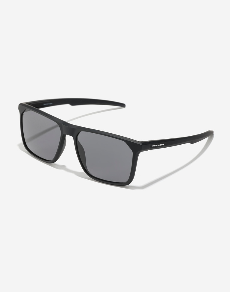 Sunglasses HAWKERS HORIZON - POLARIZED BLACK DARK