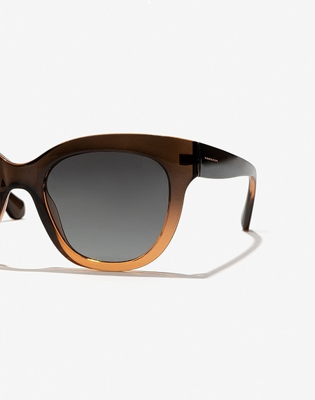 Nos Lunettes de Soleil Hawkers FUSION BROWN AUDREY