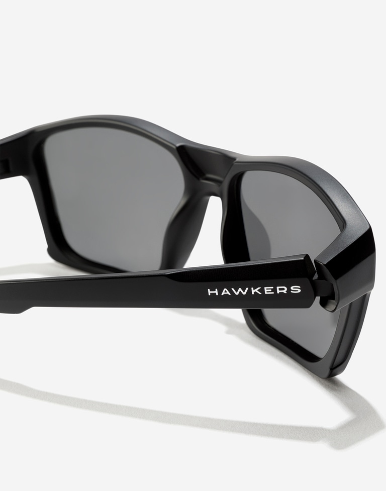Gafas de sol Hawkers SHARK - POLARIZED BLACK DARK
