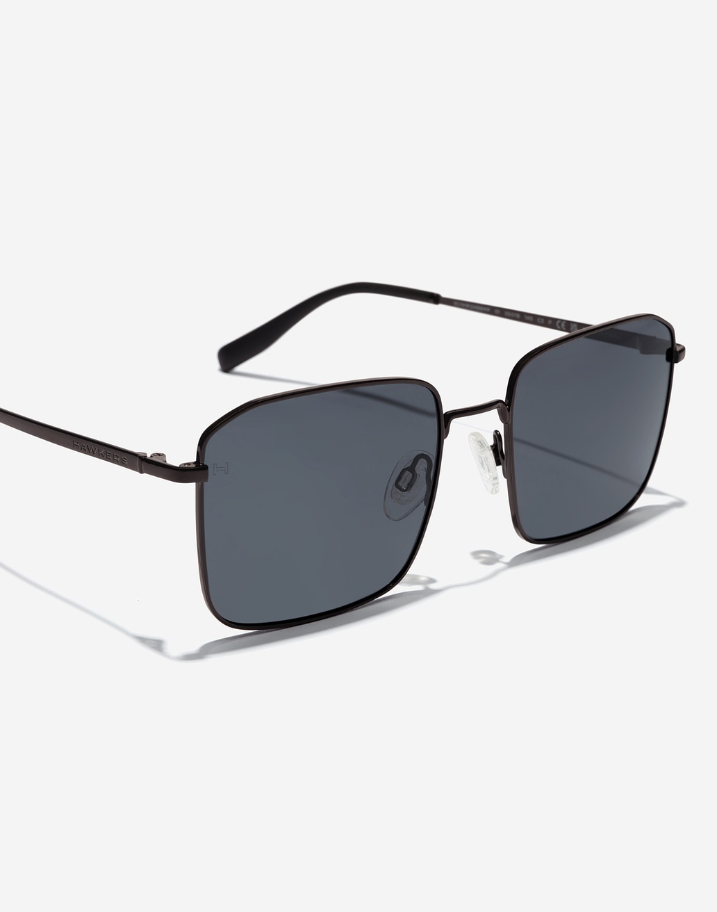 IRIS - POLARIZED BLACK DARK | Hawkers USA