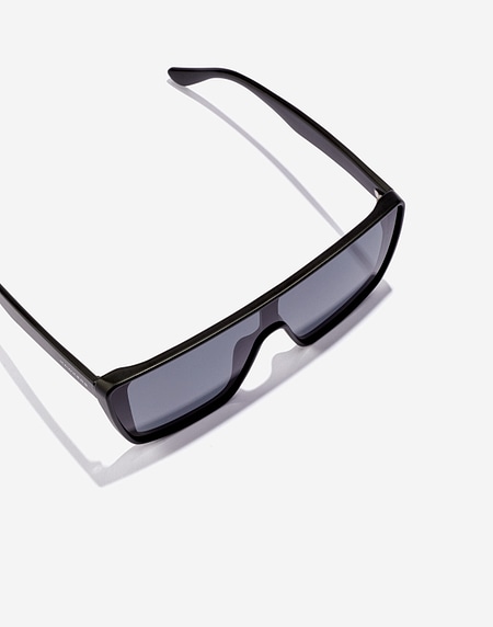 Sunglasses Hawkers PHANTOM - POLARIZED BLACK GREY