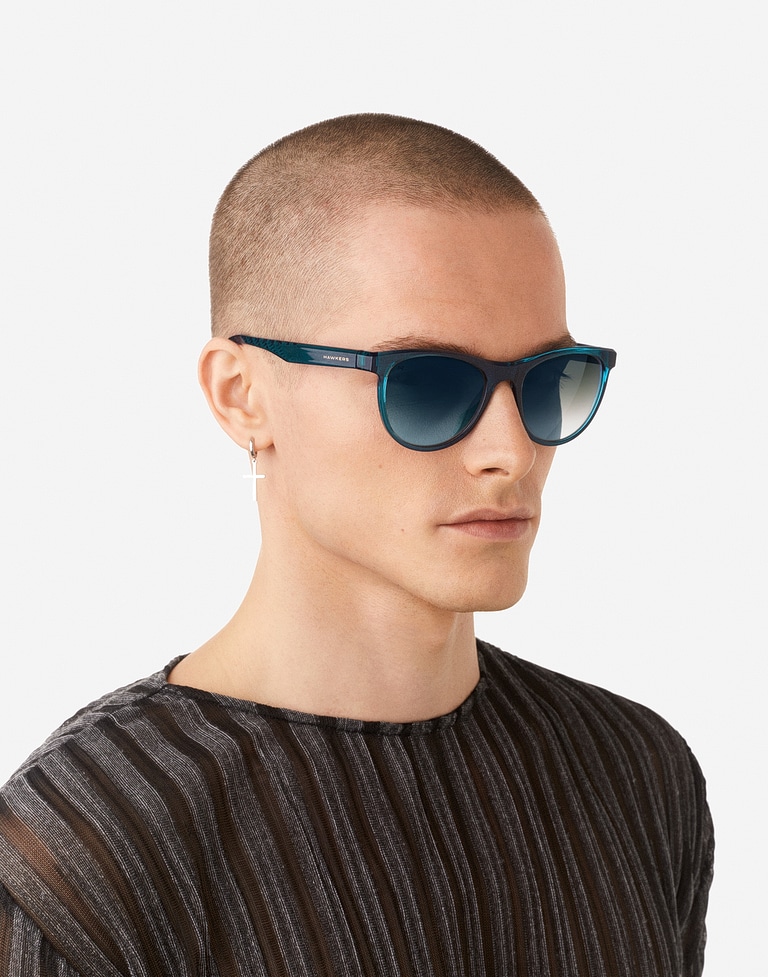 Lentes de sol Hawkers TRAIL - NAVY BLUE INDIGO