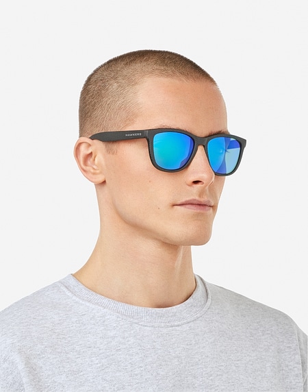 Sunglasses Hawkers ONE - POLARIZED CARBONO EMERALD