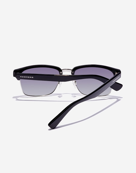 Sunglasses Hawkers CLASSIC VALMONT - POLARIZED BLACK GRADIENT
