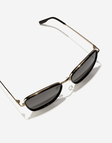 Nos Lunettes de Soleil Hawkers CHILL - POLARIZED BLACK DARK