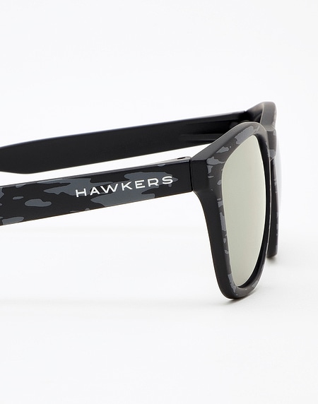 Sunglasses Hawkers CARBONO LIGHT GOLD ONE XL