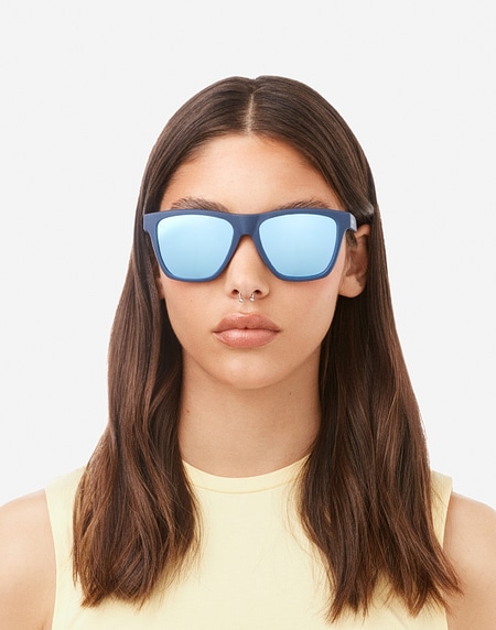 Sunglasses Hawkers ONE LS RAW - POLARIZED NAVY BLUE CHROME