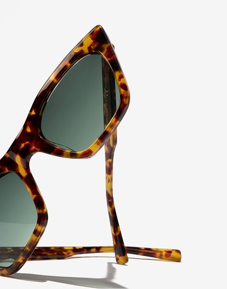 Sunglasses Hawkers CAREY GREEN BOTTLE HYPNOSE
