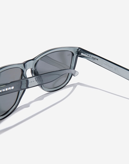 Nos Lunettes de Soleil Hawkers ONE RAW - POLARIZED GREY PURPLE GOLD
