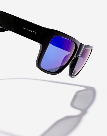 Gafas de sol Hawkers WAIMEA - POLARIZED BLACK REVO