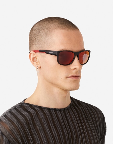 Sonnenbrille Hawkers GRIP - POLARIZED BLACK RUBY