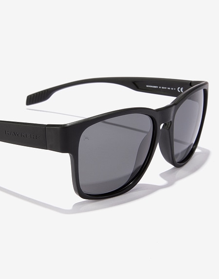 Lentes de sol Hawkers CORE RAW - BLACK DARK