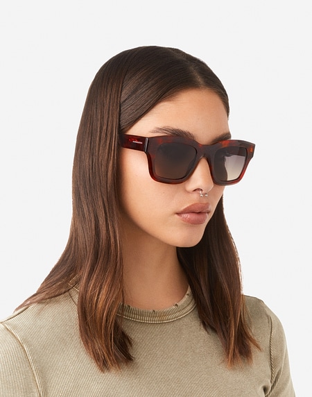 Oculos de sol Hawkers CULTURE - RED CAREY SMOKY BLACK