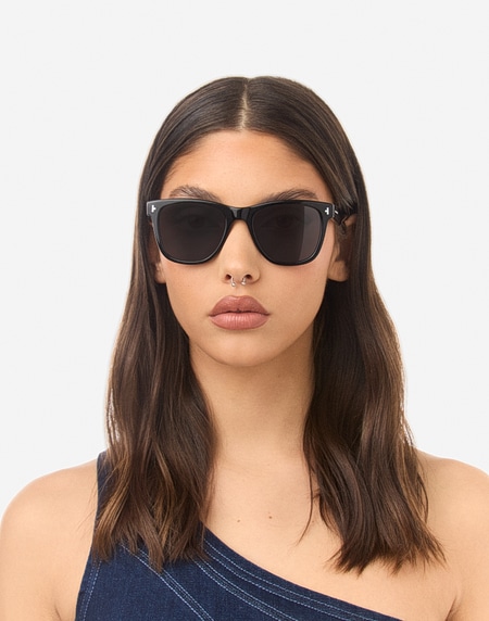 Sunglasses Hawkers ONE PAIR - POLARIZED BLACK DARK