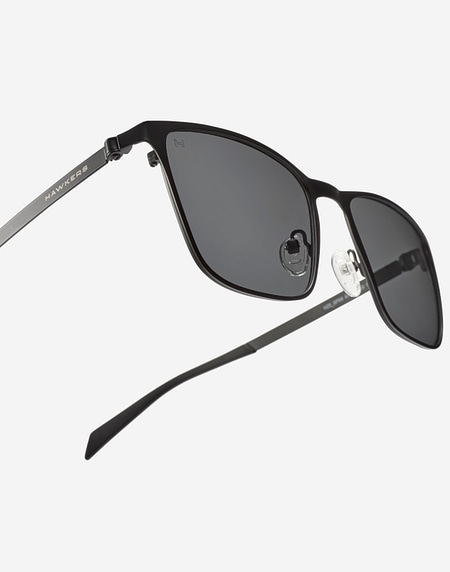 Lentes de sol Hawkers ONE FLEX - POLARIZED BLACK DARK