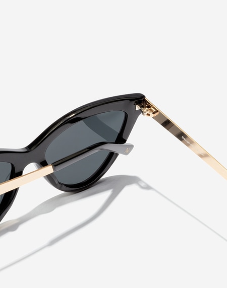 Sunglasses Hawkers COSMO - POLARIZED BLACK DARK