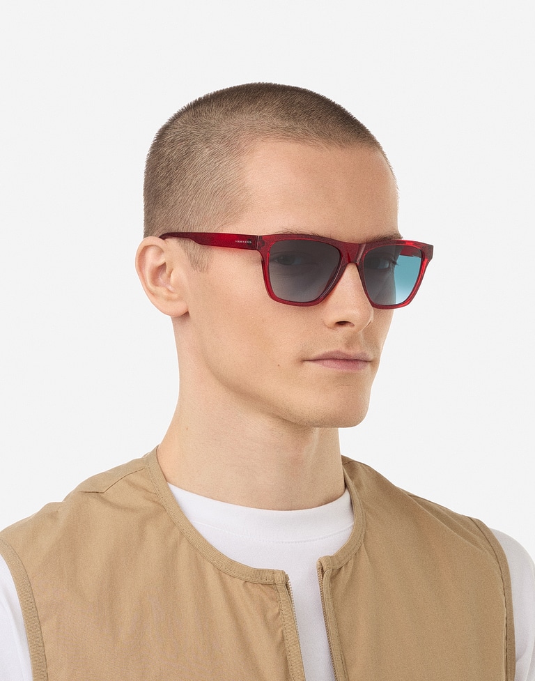Sunglasses Hawkers CRYSTAL RED - BLUE GRADIENT ONE LS