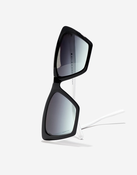 Sunglasses Hawkers FLUSH - BLACK AND WHITE IRON