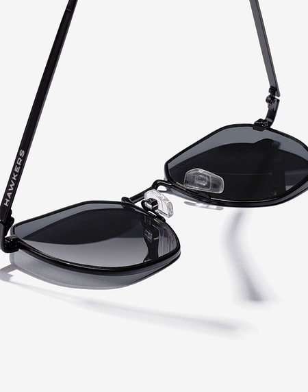 Sunglasses Hawkers BLACK SIXGON
