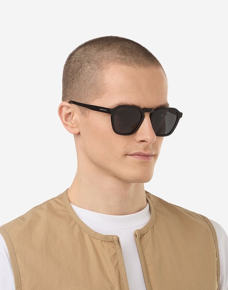 Sunglasses Hawkers BLACKJACK - POLARIZED BLACK DARK