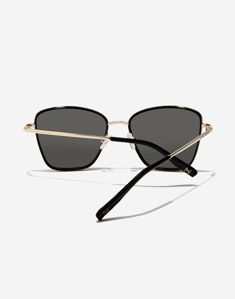 Sunglasses Hawkers CHILL - POLARIZED BLACK DARK