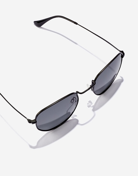Sunglasses Hawkers SIXGON DRIVE - POLARIZED BLACK GREY