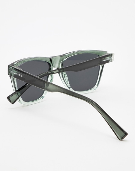 Sunglasses Hawkers FUSION GREEN - DARK ONE LS