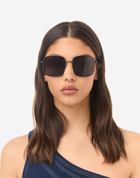 Sunglasses Hawkers ROYAL FLUSH - POLARIZED BLACK DARK