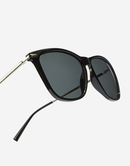 Lentes de sol Hawkers ONE CROSSWALK - POLARIZED BLACK DARK