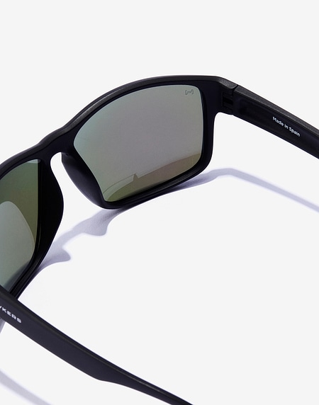Hawkers sunglasses FASTER RAW - BLACK EMERALD