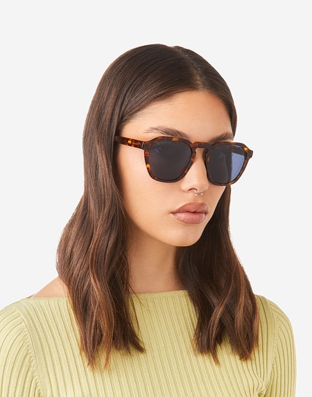 Sunglasses Hawkers BLACKJACK - HAVANA DARK BLUE