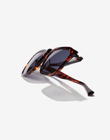 Sunglasses Hawkers CAREY NIGHT ETERNITY